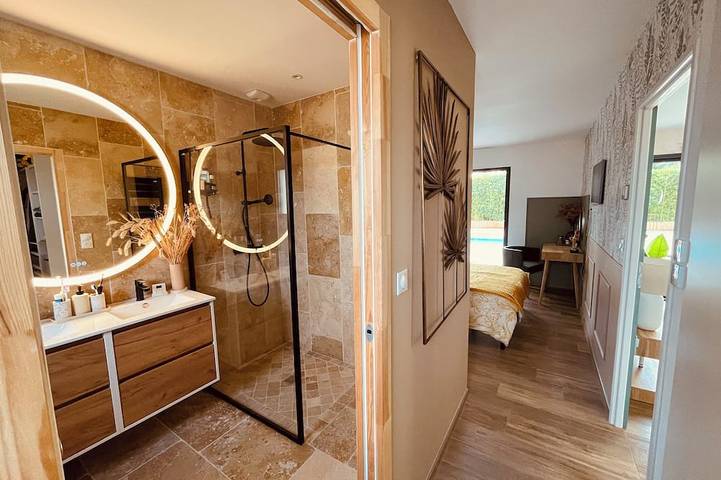 Location de vacances pour 10 personnes, avec terrasse et jardin à Cadillac-en-Fronsadais - 3