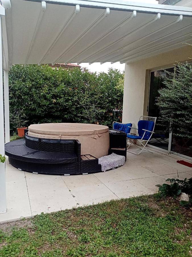 Landhaus für 2 Personen, mit Kinderpool und Whirlpool sowie Pool und Garten, kinderfreundlich in Italien - 2