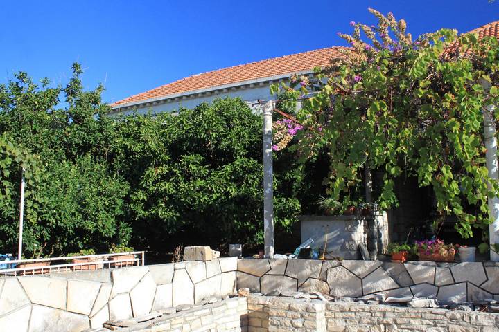 Gîte pour 10 personnes, avec balcon/terrasse à Lumbarda - 4
