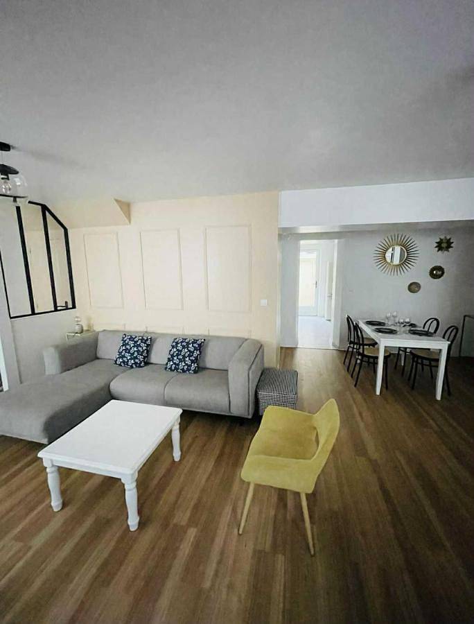 Location de vacances pour 4 personnes, avec vue et terrasse dans Château de Saint-Fargeau - 3