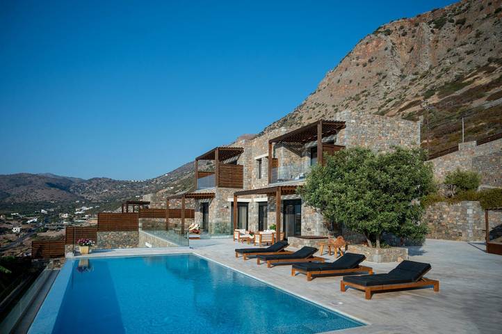 Location de vacances pour 14 personnes, avec piscine et balcon/terrasse à Agios Nikolaos - 2
