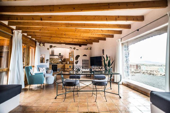 Chalet para 4 personas, con vistas además de jardín y piscina, Se admiten mascotas en Fuerteventura - 3