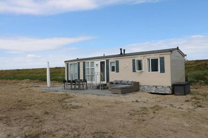 Camping für 4 Personen, mit Ausblick und Garten in Zeeland