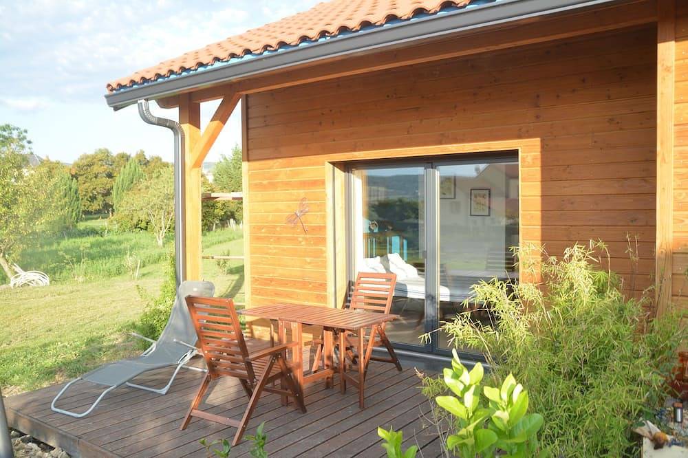 Charming bed & breakfast with Wifi in pleasant Antoingt in Antoingt, Massif Central