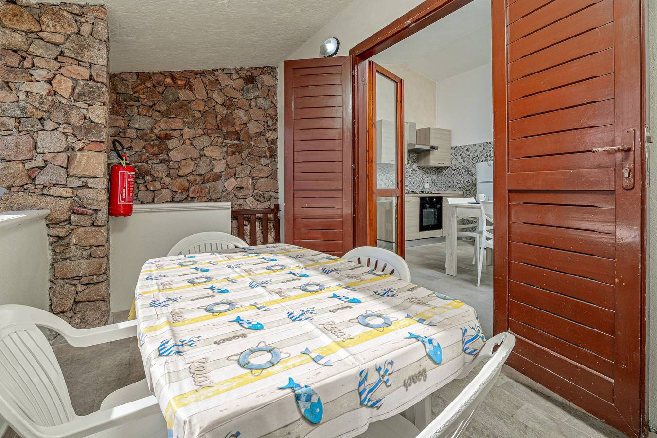 Appartamento intero, Appartamento 'Brezza Marina - Garden' con Terrazza Privata, Wi-Fi e Aria Condizionata in San Teodoro, Olbia-Tempio