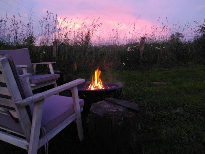 Tente pour 2 personnes, avec jardin ainsi que vue et terrasse dans Allier - 4