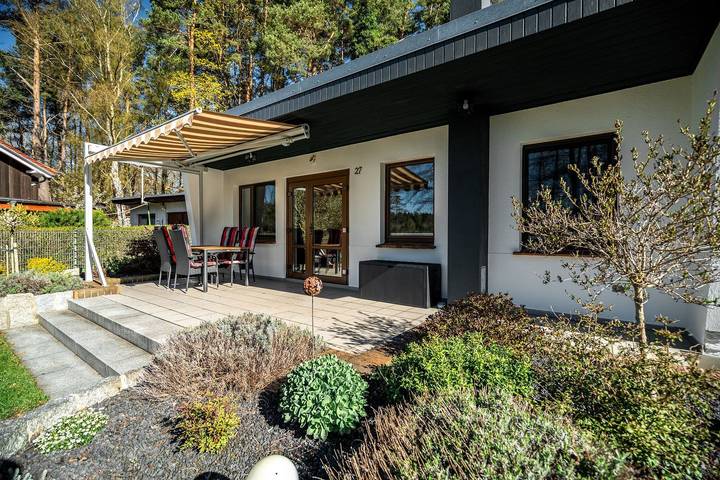 Ferienhaus für 4 Personen, mit Garten und Seeblick sowie Sauna in Jabel - 4