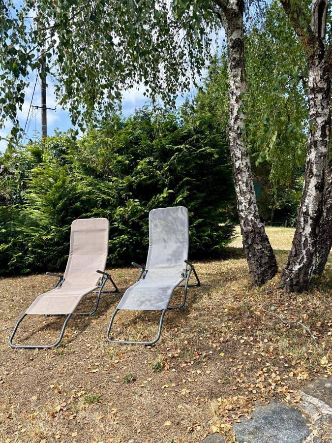 Casa Les Combes - Maison typique climatisé avec jardin in Naves, Région de Tulle