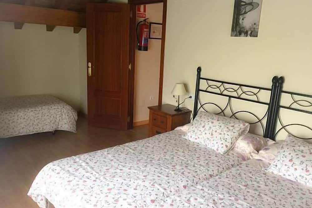 Casa Matias Holiday Home for 6 people in Parres, Costa Verde (Spain)