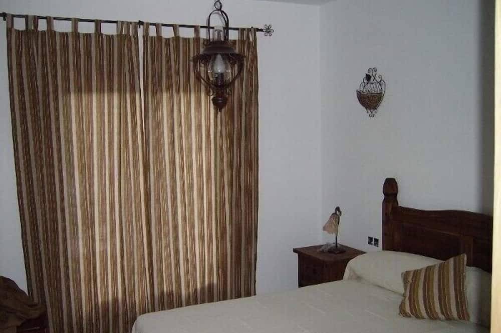 Country house in the Sierra de Bédar with swimming pools and jacuzzi in Bédar, Almería Province
