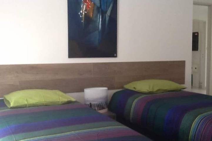 Location de vacances pour 6 personnes, avec terrasse et jardin dans Plage de Neiz Vran - 4