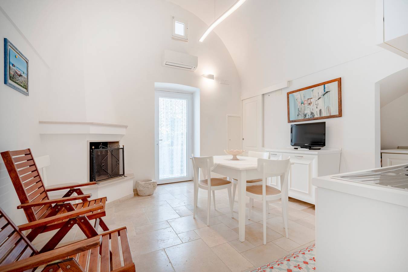 Apartamento entero, Apartamento 'Corner House Polignano A Mare' con aire acondicionado in Polignano a Mare, Region de Bari