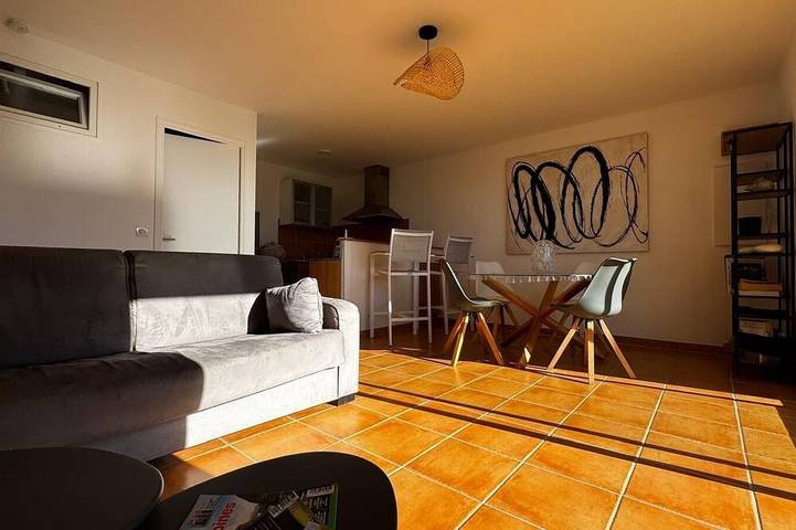 Gîte pour 4 personnes, avec terrasse dans Plage de Lava - 4