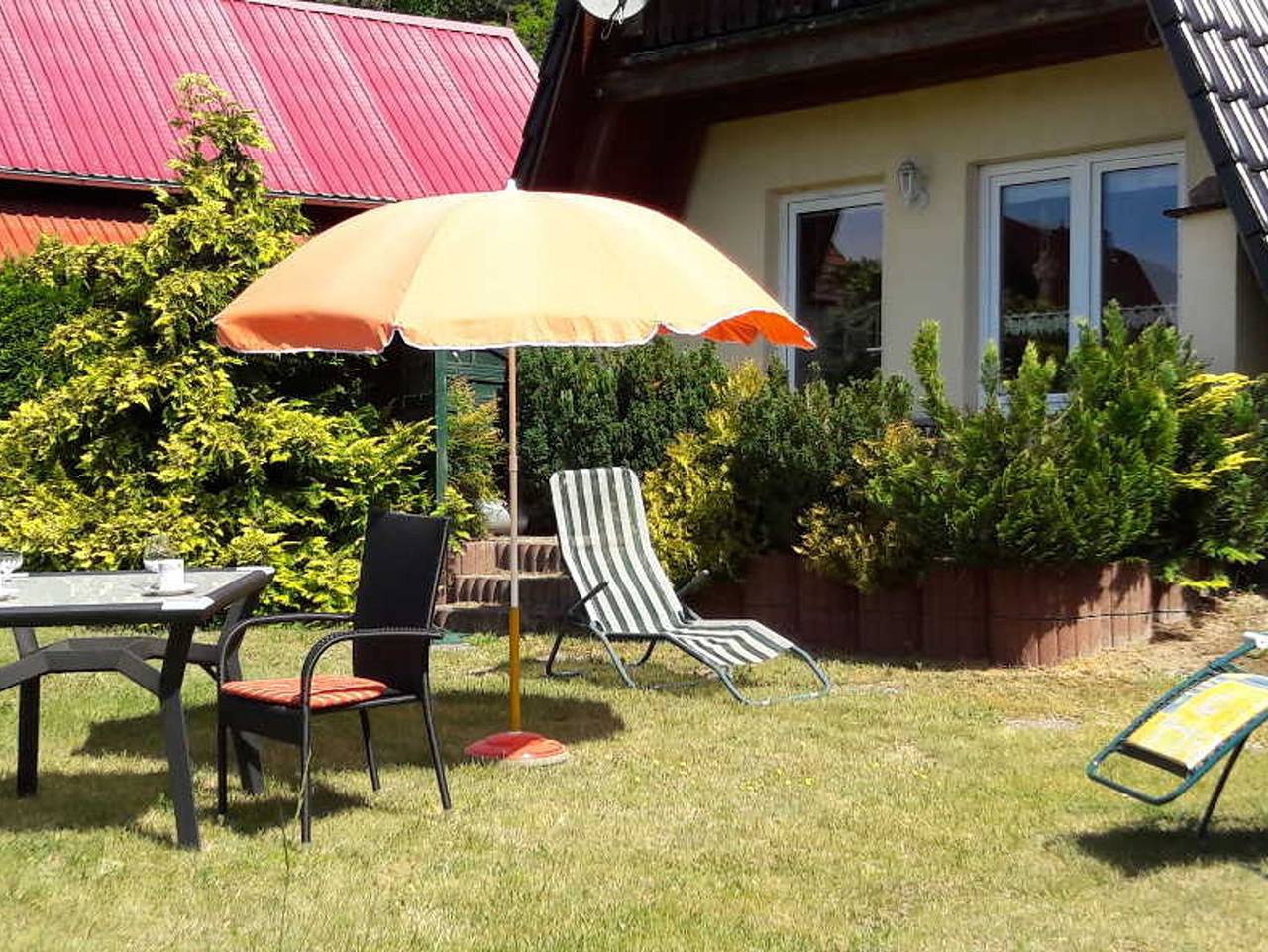 Finnhütte Joeldirekt am See mit Boot (22237) in Userin, Mecklenburg-Strelitz