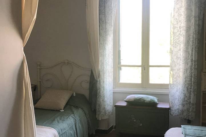 Mas Bellevue at the foot of the Cévennes, available for rent from Saturday to Saturday in Sainte-Cécile-d'Andorge, Cevenas