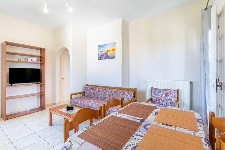 Gîte pour 5 personnes, avec balcon et jardin dans Acharavi - 3