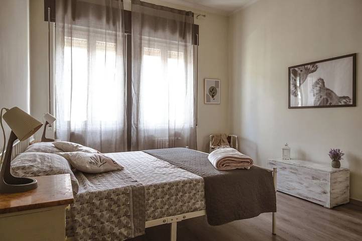 Appartamento intero, Appartamento molto accogliente al 3 piano(con ascensore) a Cuneo centro in Cuneo, Provincia di Cuneo