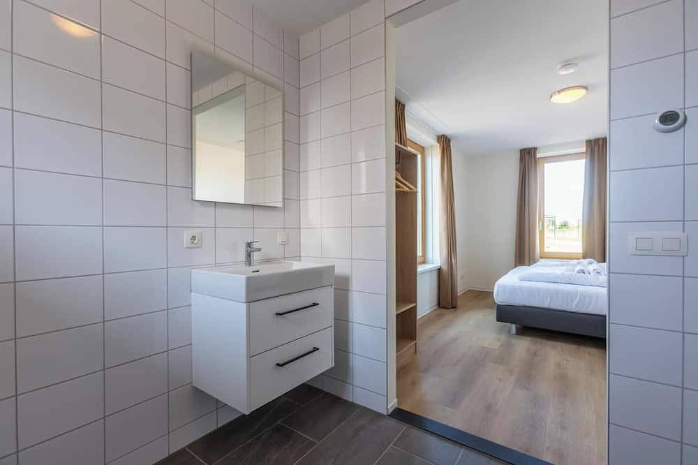 Villa met 4 slaapkamers en 2 badkamers in Cadzand, Zeeuwse Kust