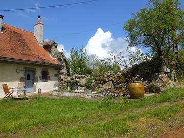 Gîte pour 2 personnes, avec jardin et piscine, animaux acceptés dans la Creuse