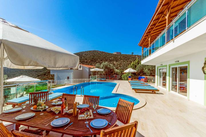 Location de vacances pour 12 personnes, avec balcon ainsi que jacuzzi et piscine dans Province d'Antalya - 2