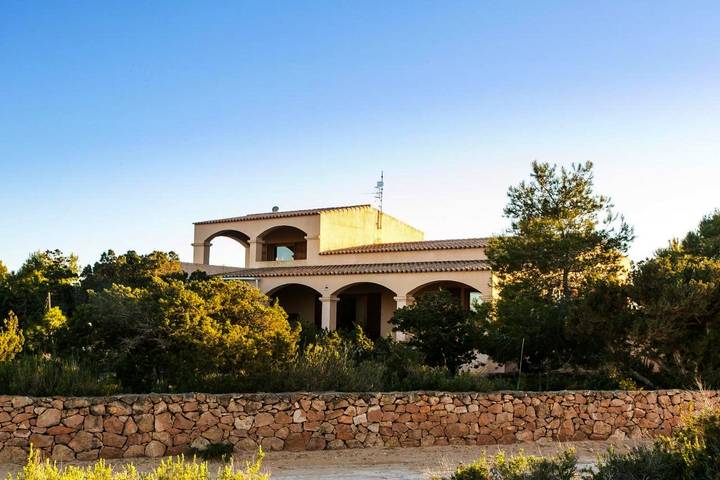 Villa para 10 pessoas, com jardim e vista, com animais de estimação em Formentera