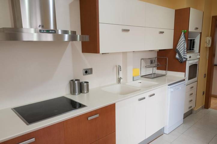 Gîte pour 6 personnes, avec jacuzzi et balcon à Sant Joan de les Abadesses - 3