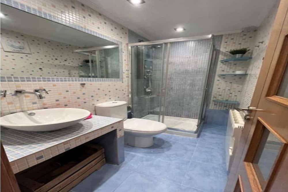 Entire apartment, Rozando La Catedral- 4 Plazas in Burgos, Burgos Province