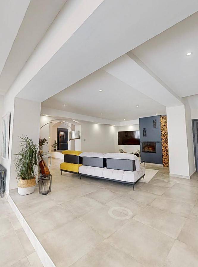 Villa pour 16 personnes, avec jardin ainsi que balcon et piscine à la La Ciotat - 2