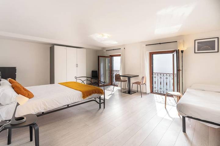 Appartamento intero, La Sentinella - Lake View & Panoramic Terrace in San Mamete, Valsolda