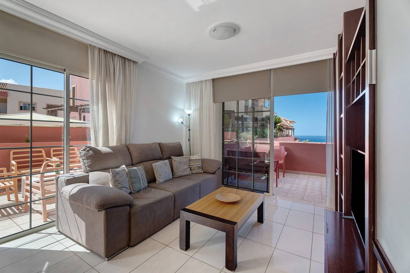 Ganze Wohnung, Ferienwohnung 'Terrazas Del Duque Fase 2' mit Meerblick, Wlan und Klimaanlage in Playa del Duque, Adeje