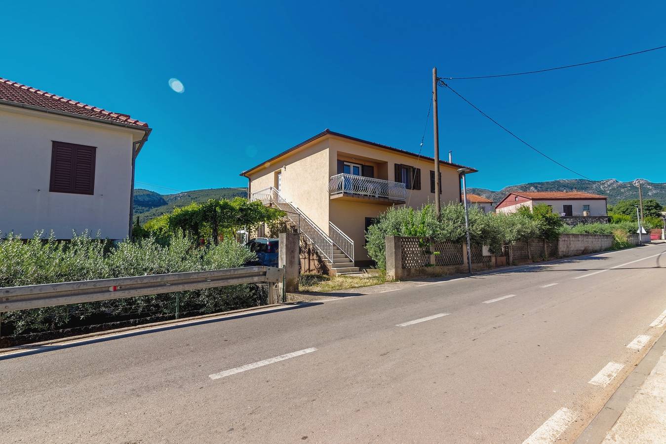 Apartamento entero, Apartamento para dos personas con una terraza Jelsa (Hvar) A-4028-a in Jelsa, Hvar (isla)