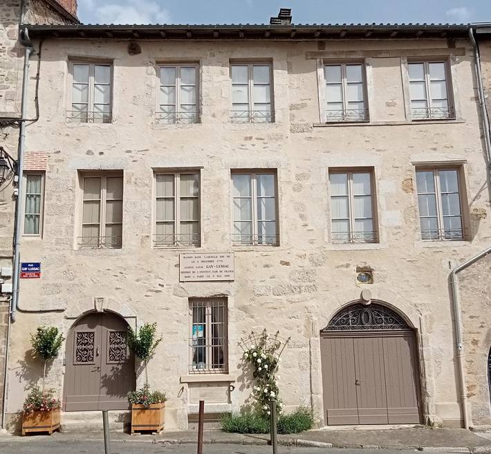 Chambre d’hôte pour 4 personnes, avec Terrasse et Piscine