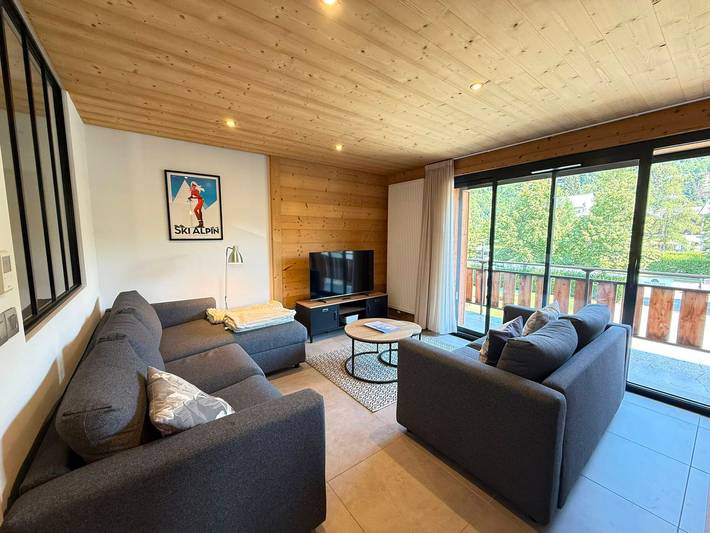 Appartement entier, Appartement lumineux, chalet rénové, centre Les Gets, 6 pers, proche pistes, parking in Les Gets, Les Portes du Soleil