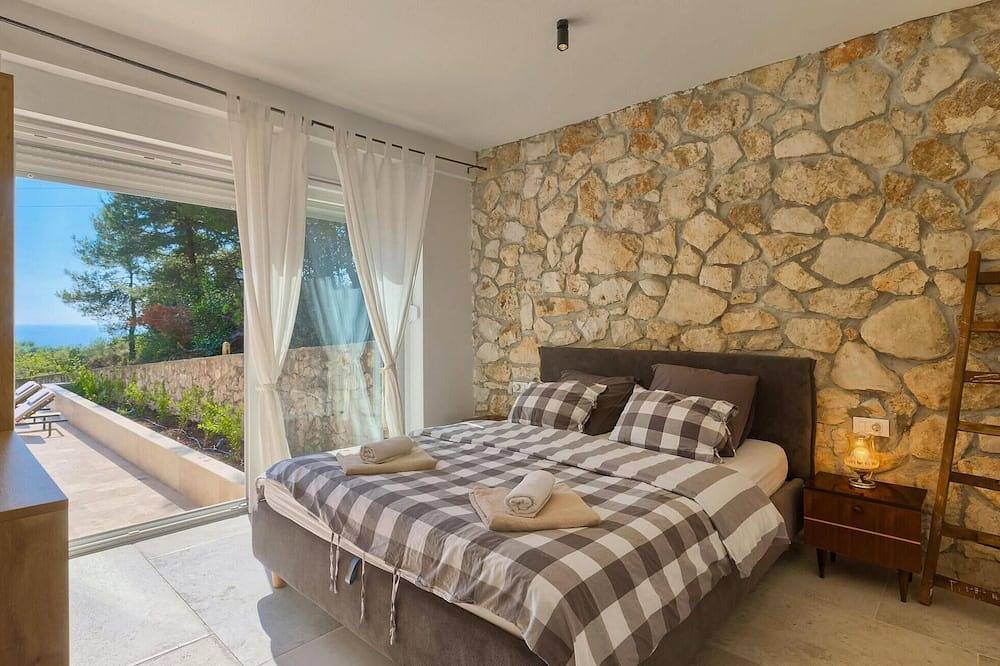 Splendida casa a Pola in Premantura, Costa meridionale dell´Istria