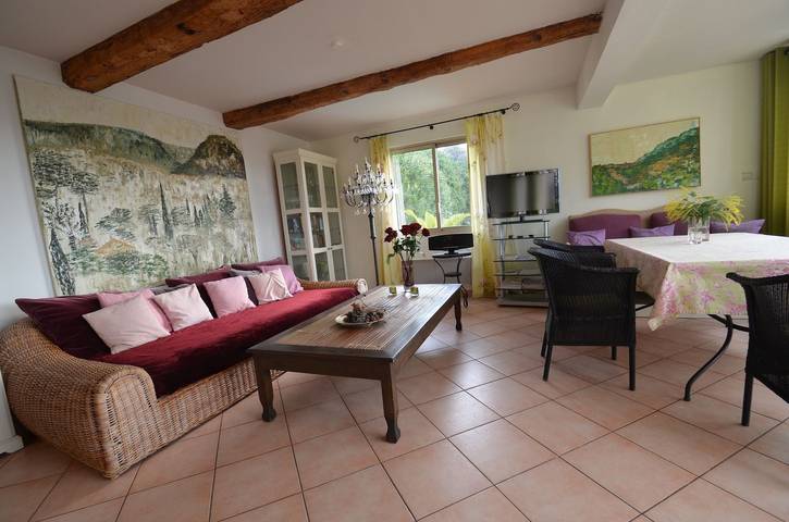 Location de vacances pour 6 personnes, avec jardin ainsi que piscine et vue à Vence - 4