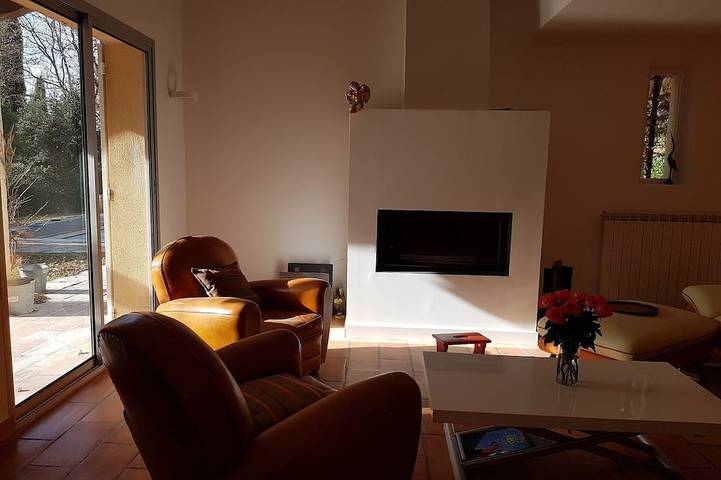 Location de vacances pour 6 personnes, avec jardin à Venelles - 2