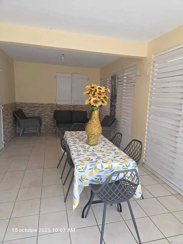 Gîte pour 6 personnes, avec piscine et terrasse à Gros Morne (homonymie) - 2