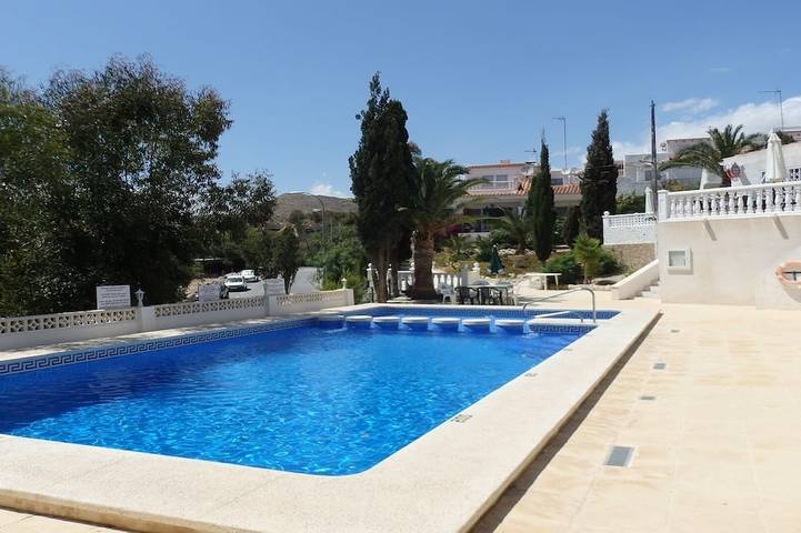 Ferienhaus für 6 Personen, mit Balkon und Garten