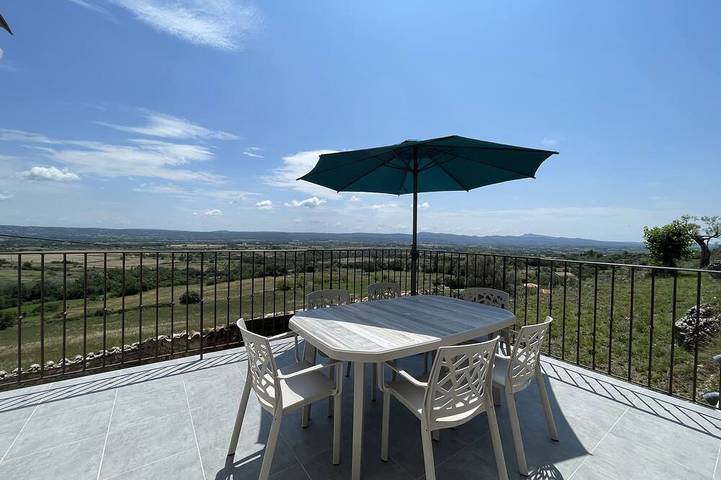 Gîte pour 6 personnes, avec terrasse à Saint-Sauveur-de-Cruzières