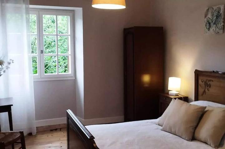 Location de vacances pour 6 personnes, avec terrasse à Altillac - 2