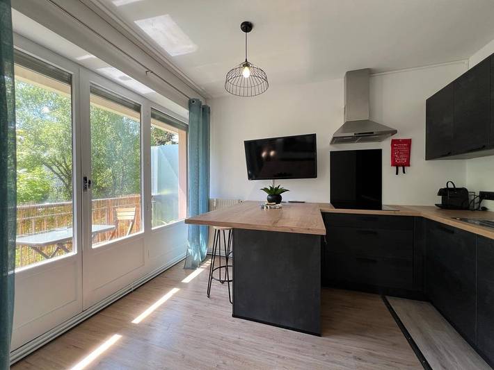 Ferienwohnung für 2 Personen, mit Balkon in Annecy