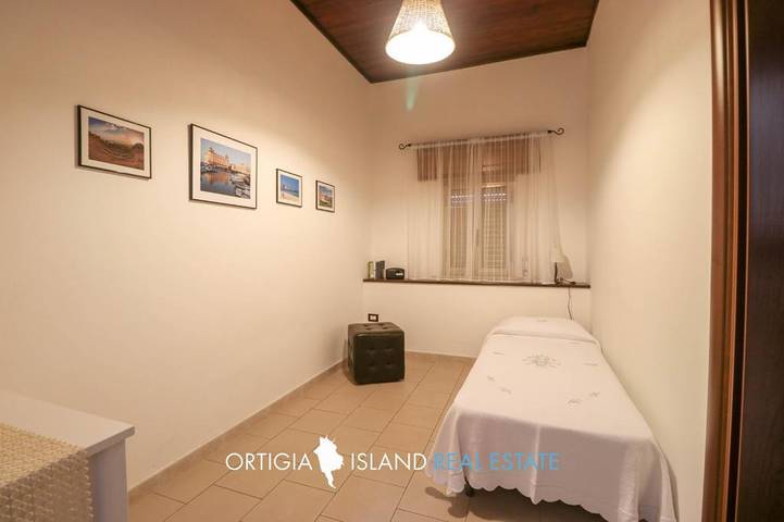 Villa für 6 Personen, mit Balkon und Garten in Syrakus - 4