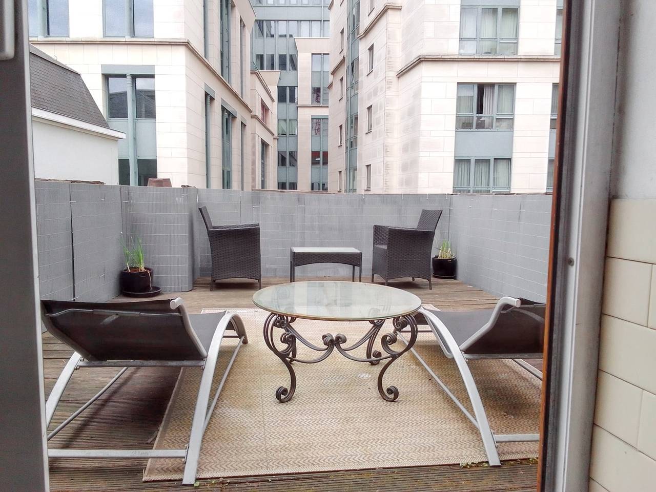 Apartamento entero, Amplio apartamento en Bruselas 100 m² con terraza compartida in Bruselas, Región de Bruselas