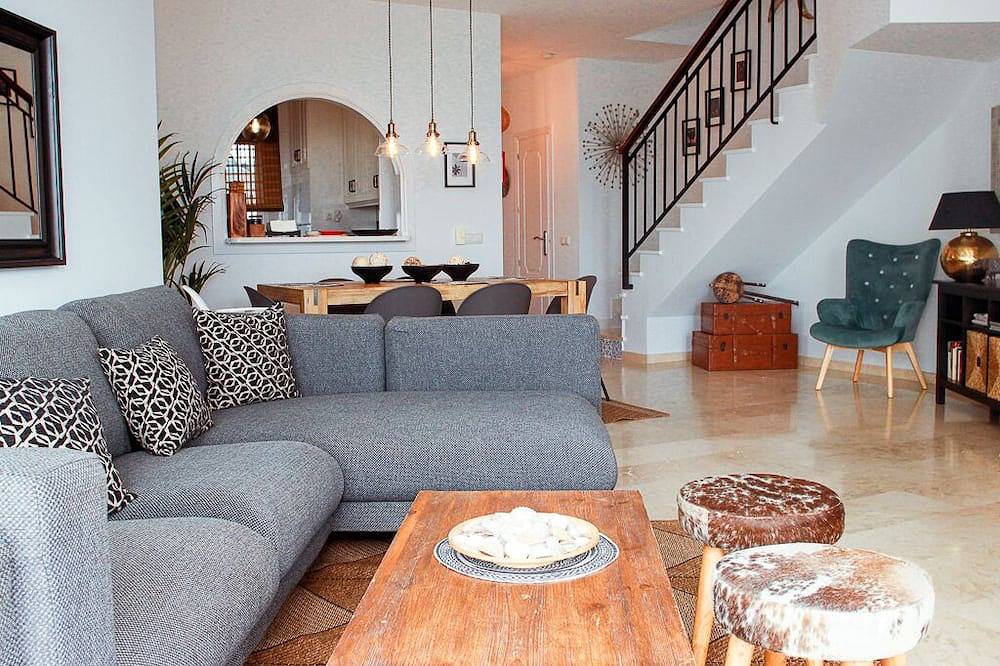Bahia del Mar  with dream views ,climatisation and wi-fi in Bahia de Casares, Casares