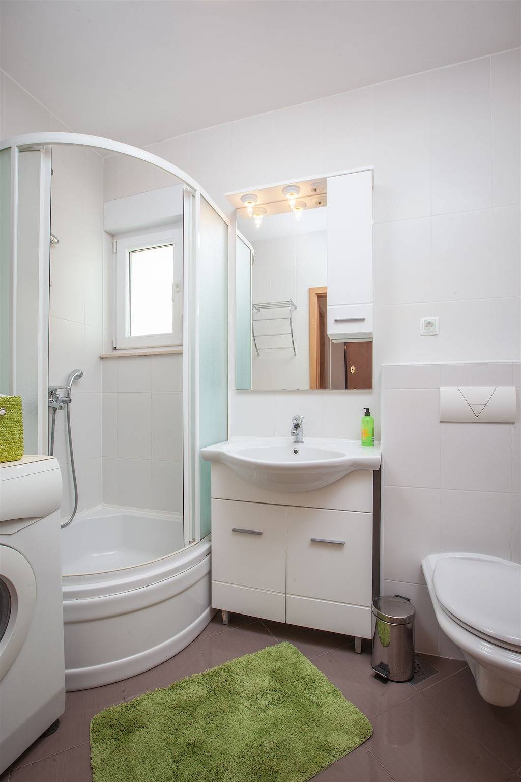 Hel leilighet, Apartment Paula in Promajna, Makarska Riviera