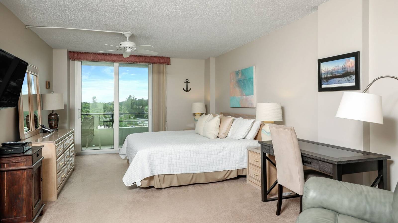 Hel lägenhet, Perfect 2 Bedroom Apartment on The Anchorage, Siesta Key Apartment 1020 in Siesta Key, Florida, Sarasota County
