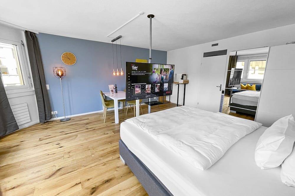 Ganze Wohnung, City View 2 Business Apartment Zug high-speed Wifi, Netflix, Disney+ in Zug, Kanton Zug