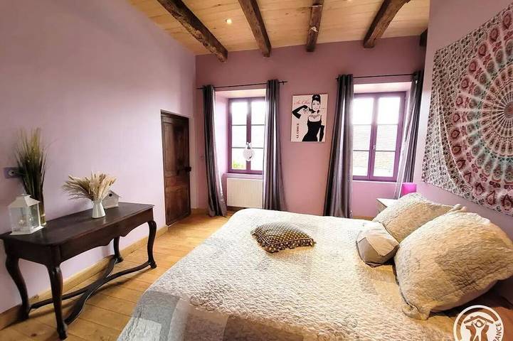 Location de vacances pour 6 personnes, avec terrasse à Queyssac-les-Vignes - 4