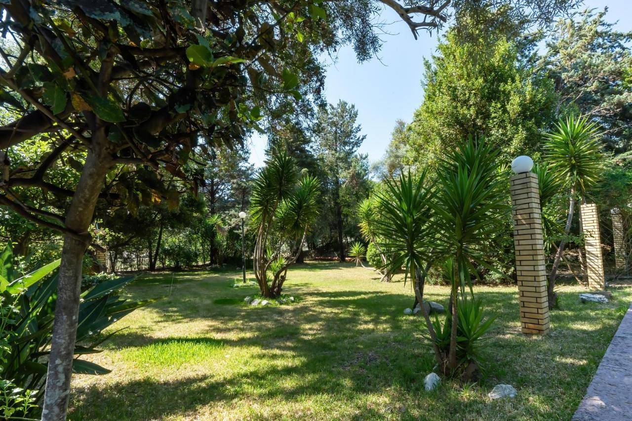 Lemon Garden Apartments in Ligia, Grèce