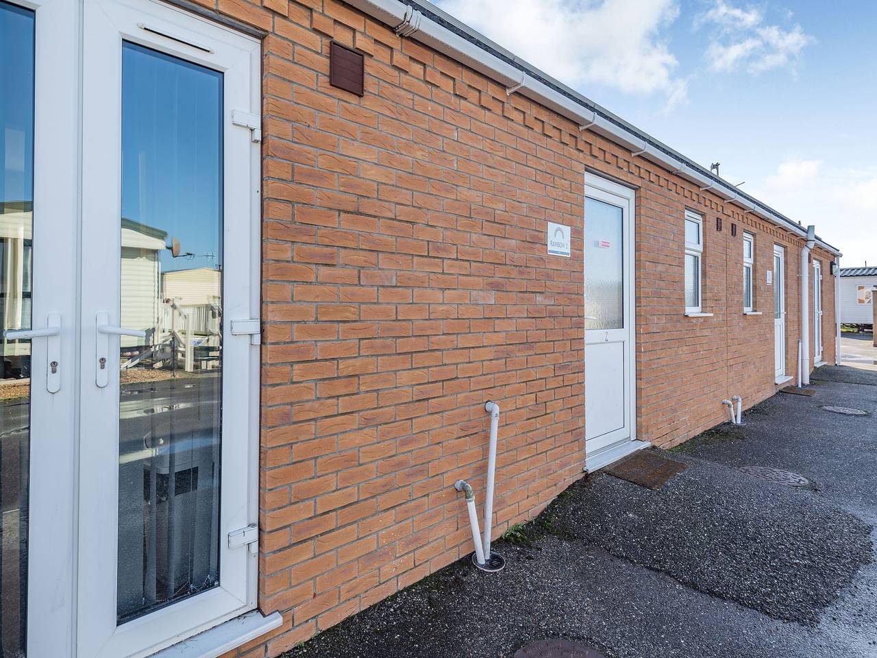 Rainbow Bungalow 2 - Uk39810 in Chapel St. Leonards, Lincolnshire